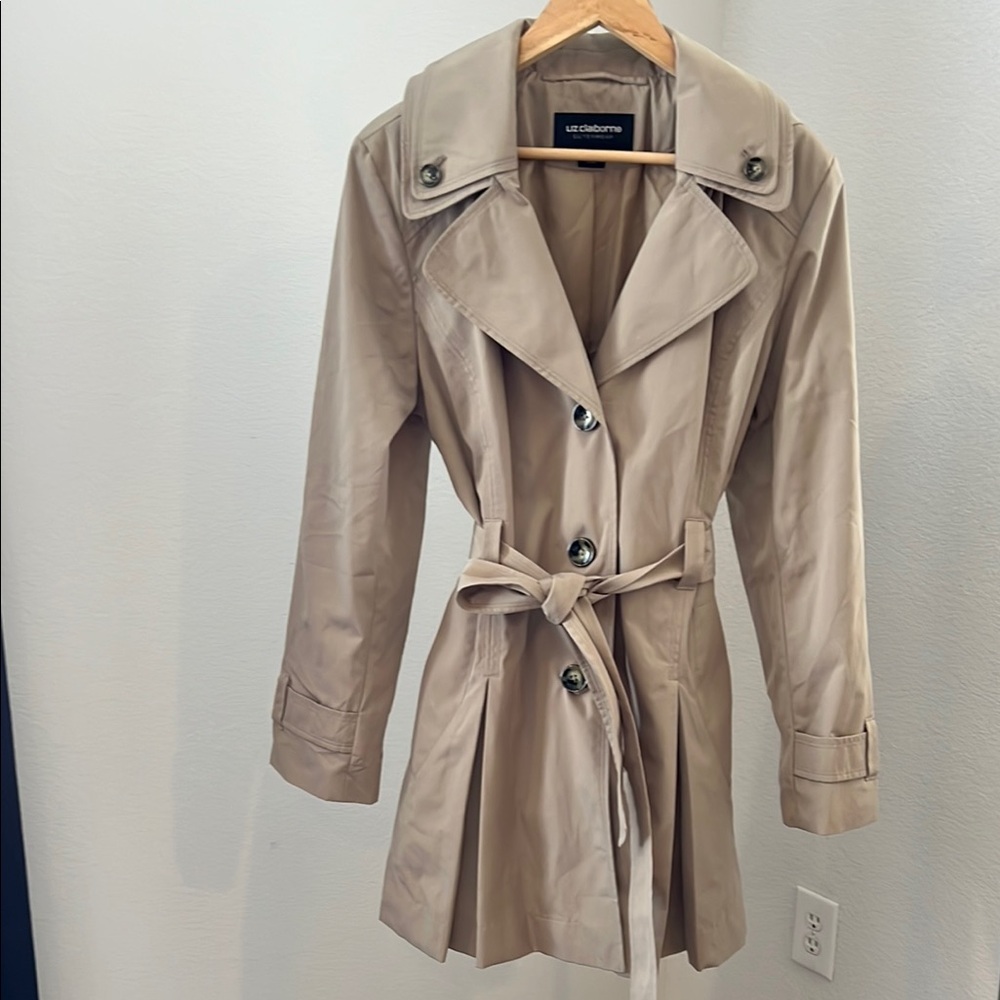 Liz Claiborne Tan Trench Coat with Belt and Lapels
